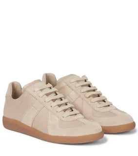 Sneakers in Nappa Leather and Suede with Honey Sole